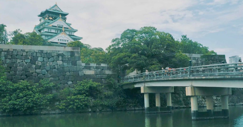 大阪城天守閣と極楽橋