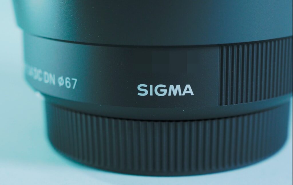 SIGMA 16mm F1.4 DC DN刻印と手触り